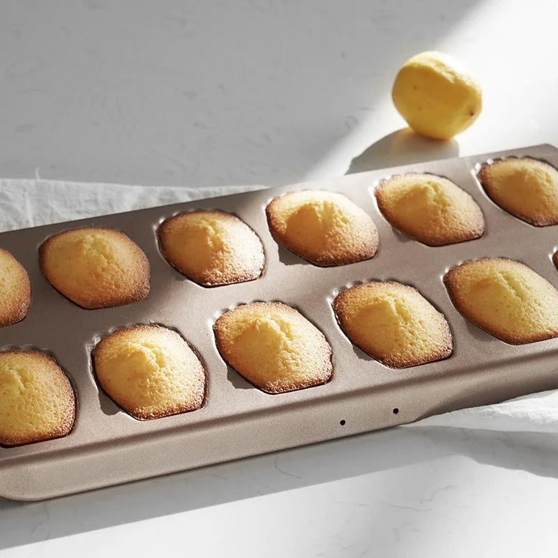 MOULE A GATEAU - MADELEINE
