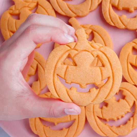 emporte-piece-halloween-citrouille-souriante
