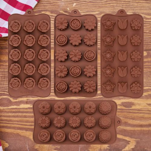 moule-a-chocolats-silicone-quatre-pieces-tablecuisine