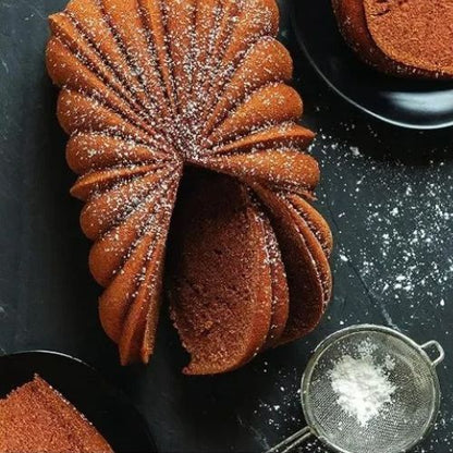 moule-a-gateau-gateau-chocolat-decoupe